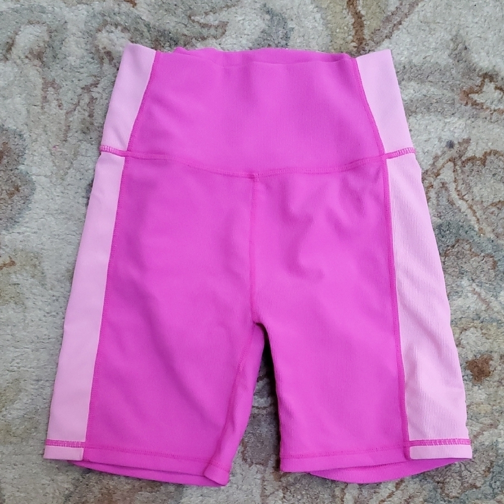 Wilo The Label hot pink ribbed shorts